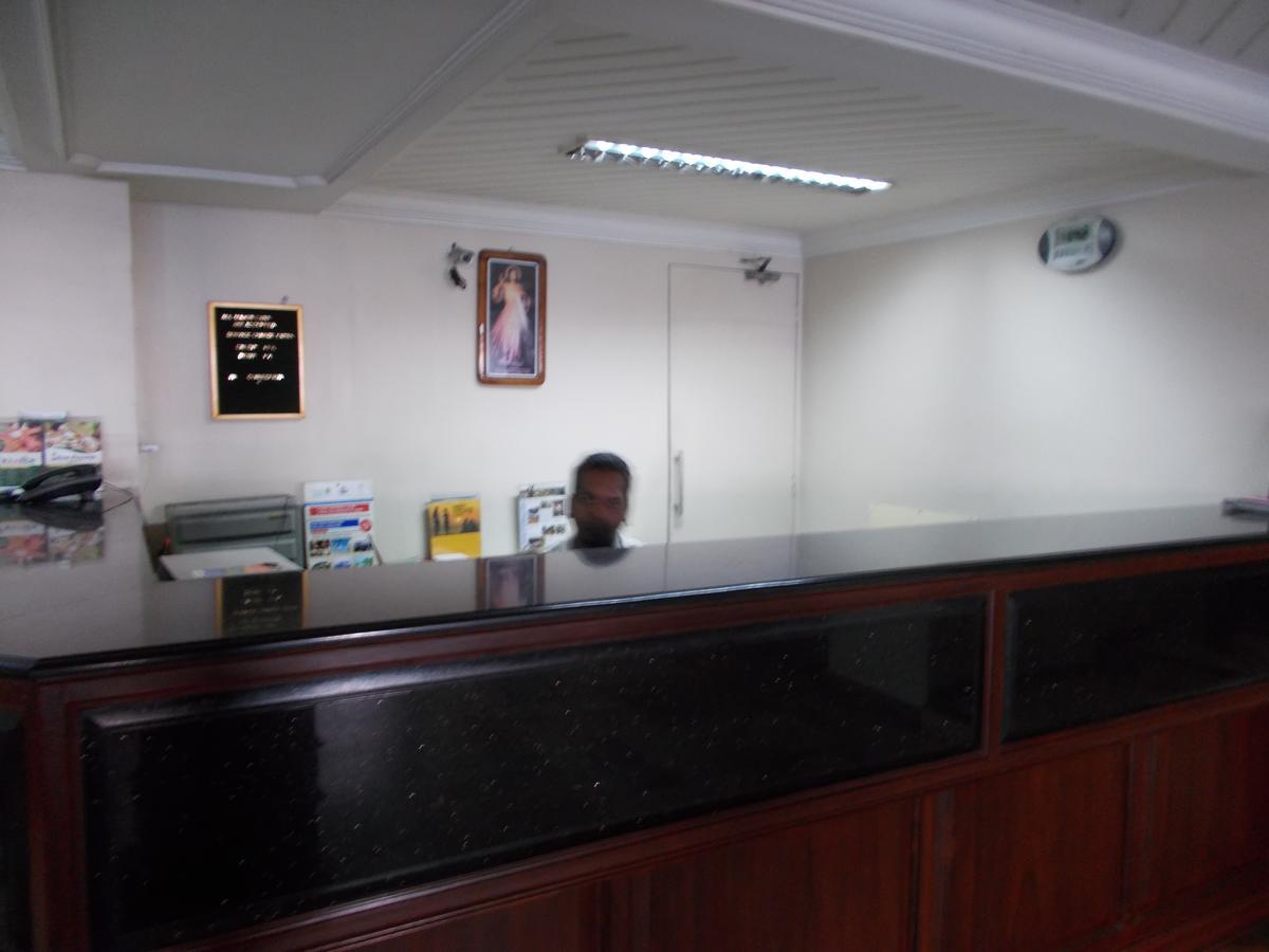 Biju'S Tourist Home Kochi Ngoại thất bức ảnh