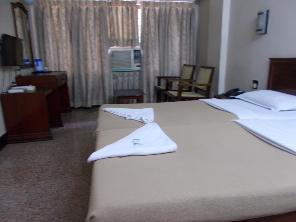 Biju'S Tourist Home Kochi Ngoại thất bức ảnh